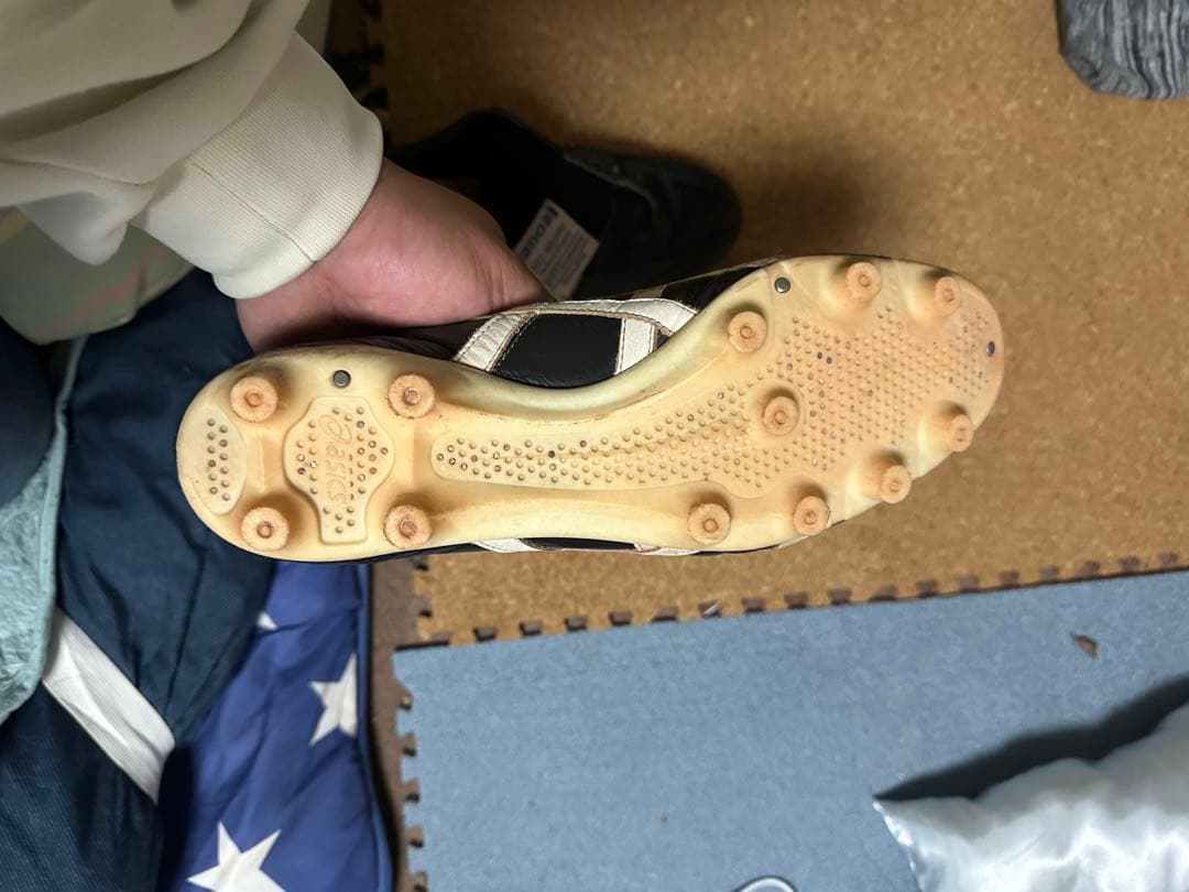 ASICS スパイクシューズ 12002 ブラック/ホワイト