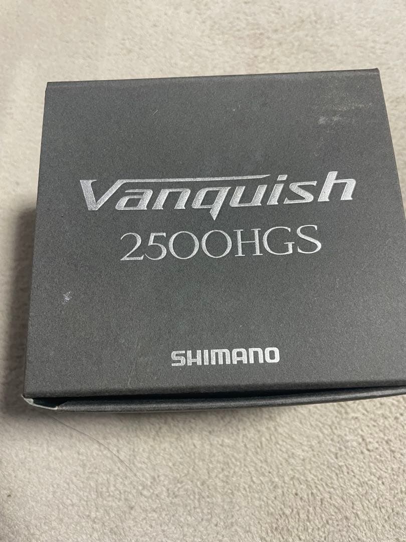 新品未使用　シマノ　バンキッシュ2500HGS スピニングリール