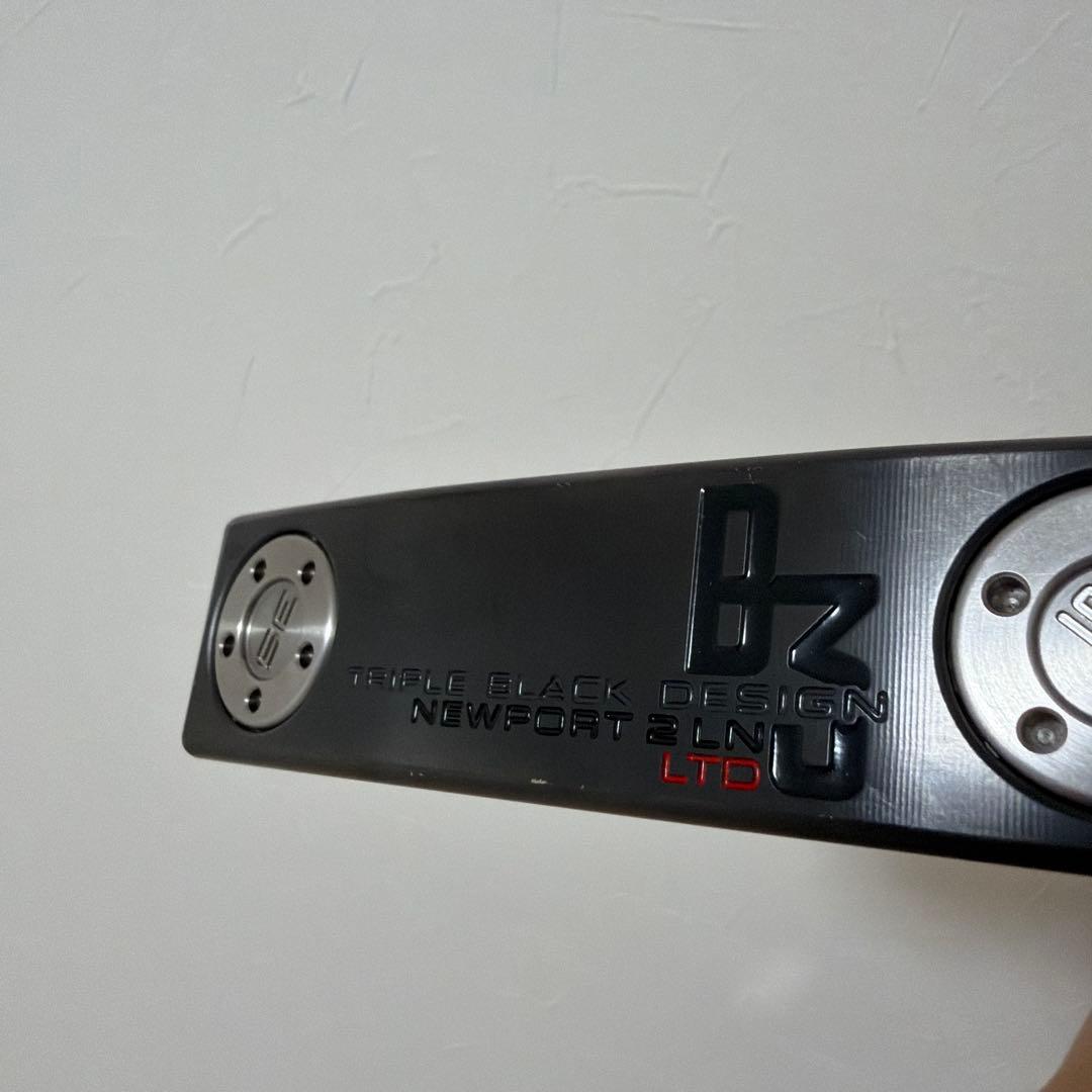 クラブ B3 TRIPLE BLACK DESIGN NEWPORT 2 LONG