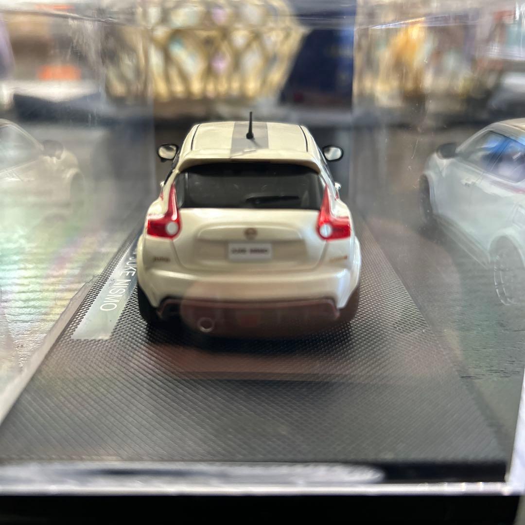 【貴重】F15 ジュークニスモ　モデルカー