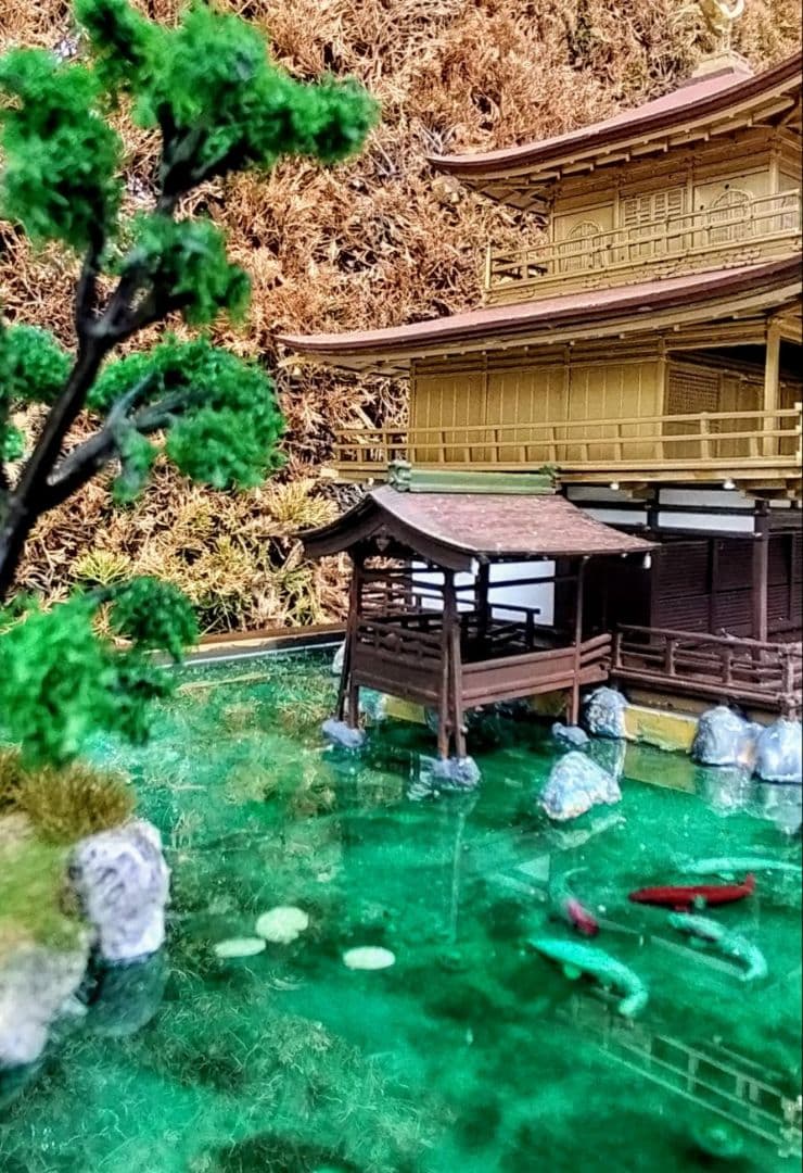 精密情景ジオラマ 世界遺産 鹿苑寺金閣 USB電源LED照明 アクリルケース付き