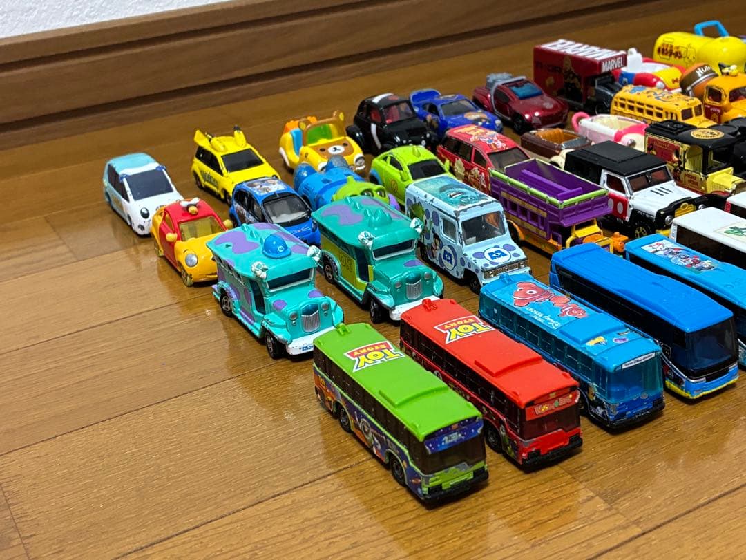 【まとめ売り】ディズニートミカなど　計59台