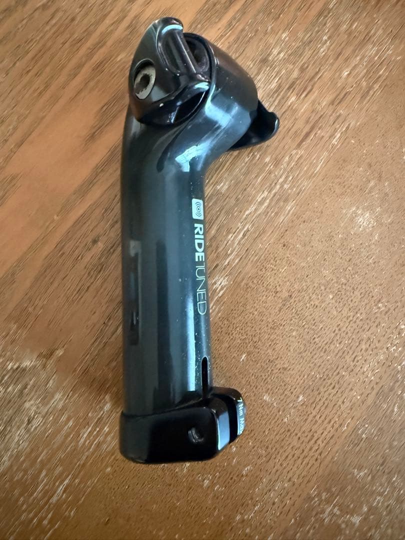 TREK カーボンシートマストキャップ　マドン　シートポスト