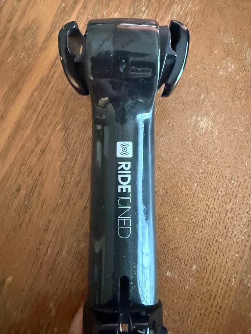 TREK カーボンシートマストキャップ　マドン　シートポスト