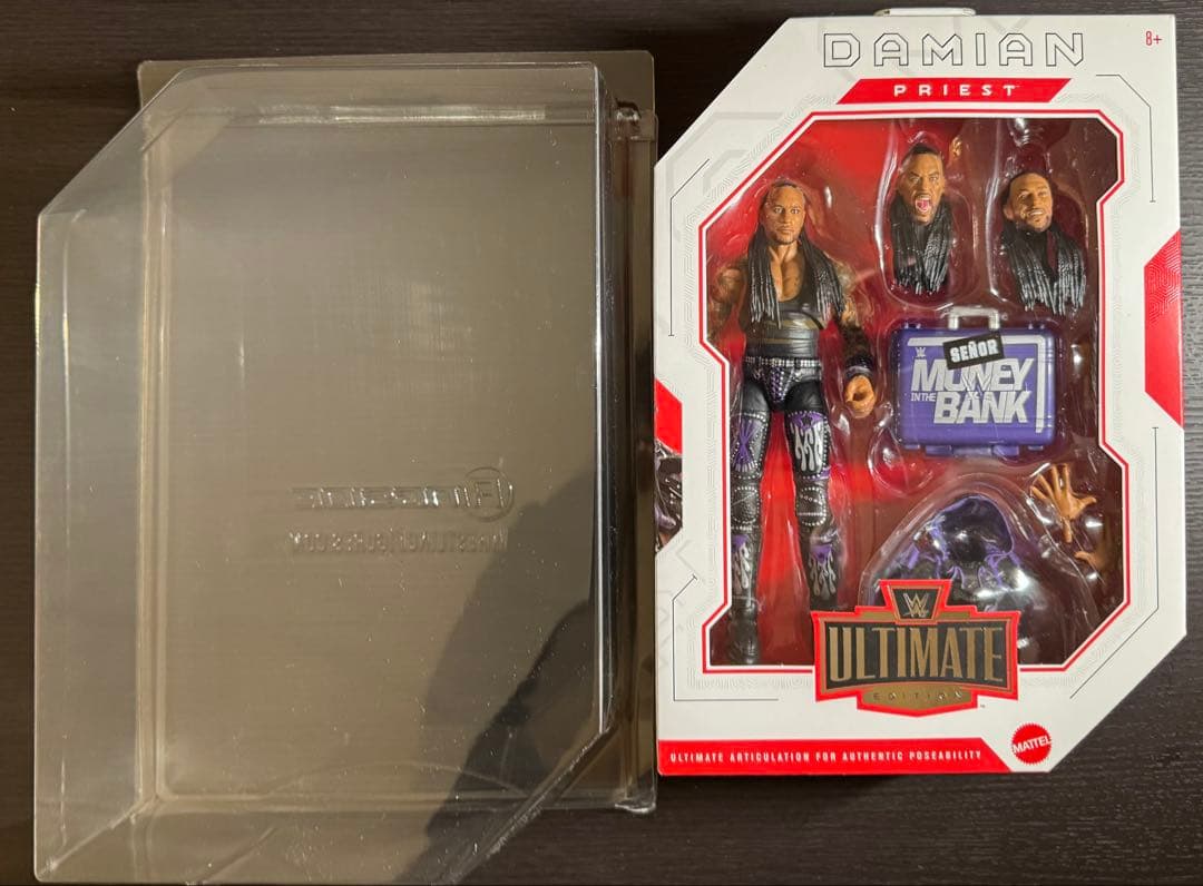 【セール中】【専用ケース付き】ダミアン・プリースト フィギュア