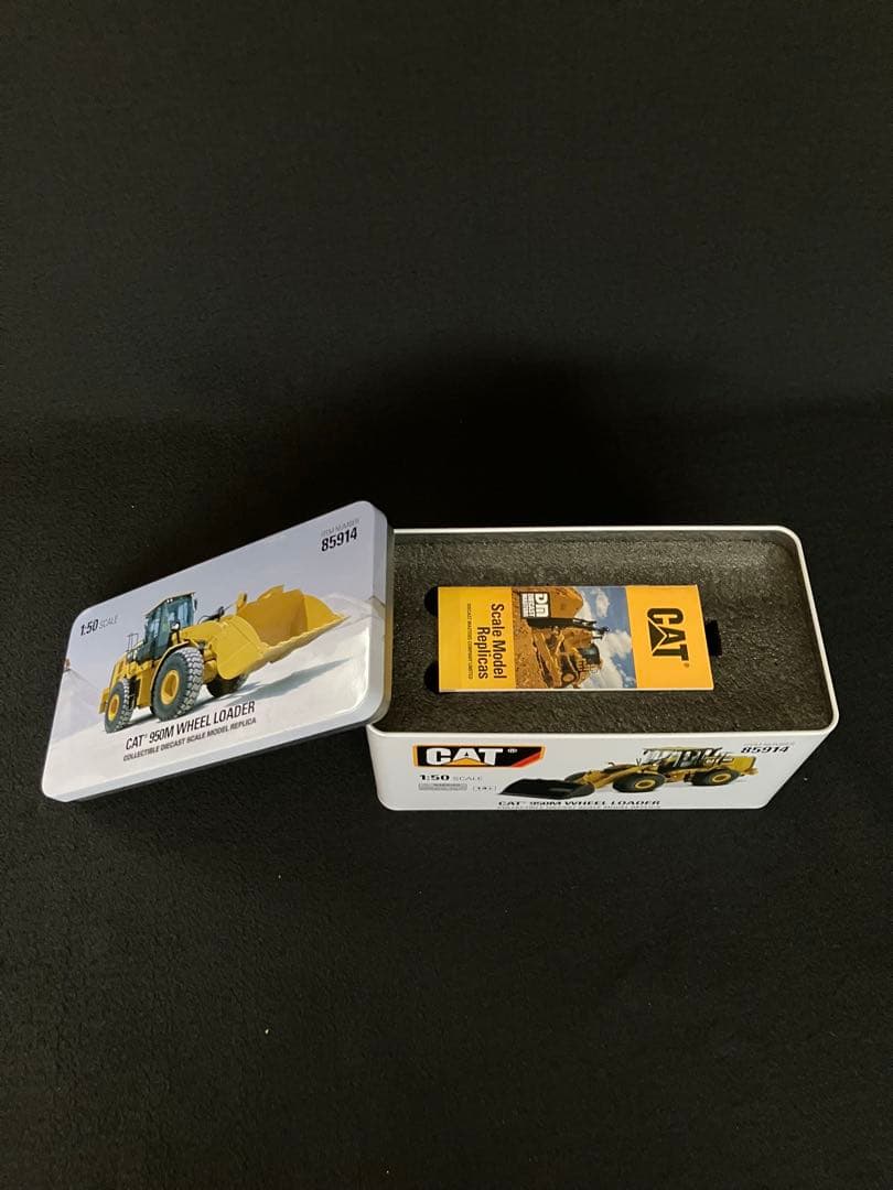 CAT 950M Wheel Loader 1:50 スケール