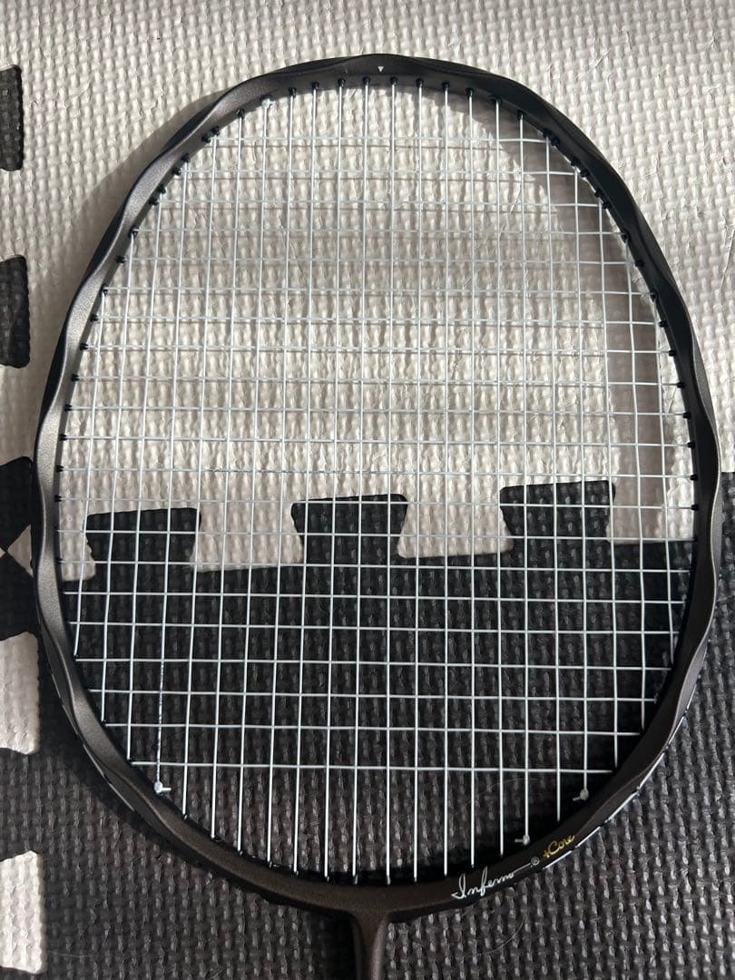 美品　GOSEN インフェルノスマートプラスコア　4UG6 バドミントンラケット