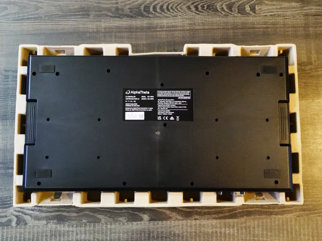 ラビ　AlphaTheta DDJ-GRV6 外箱あり