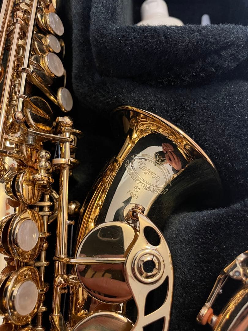 ソプラノサックス Unison SS-7001L。