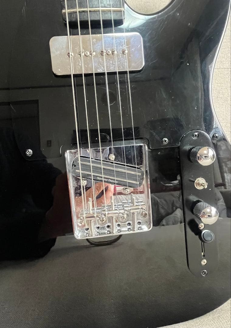 テレキャスタータイプ ブラック&シルバー　コンポギター