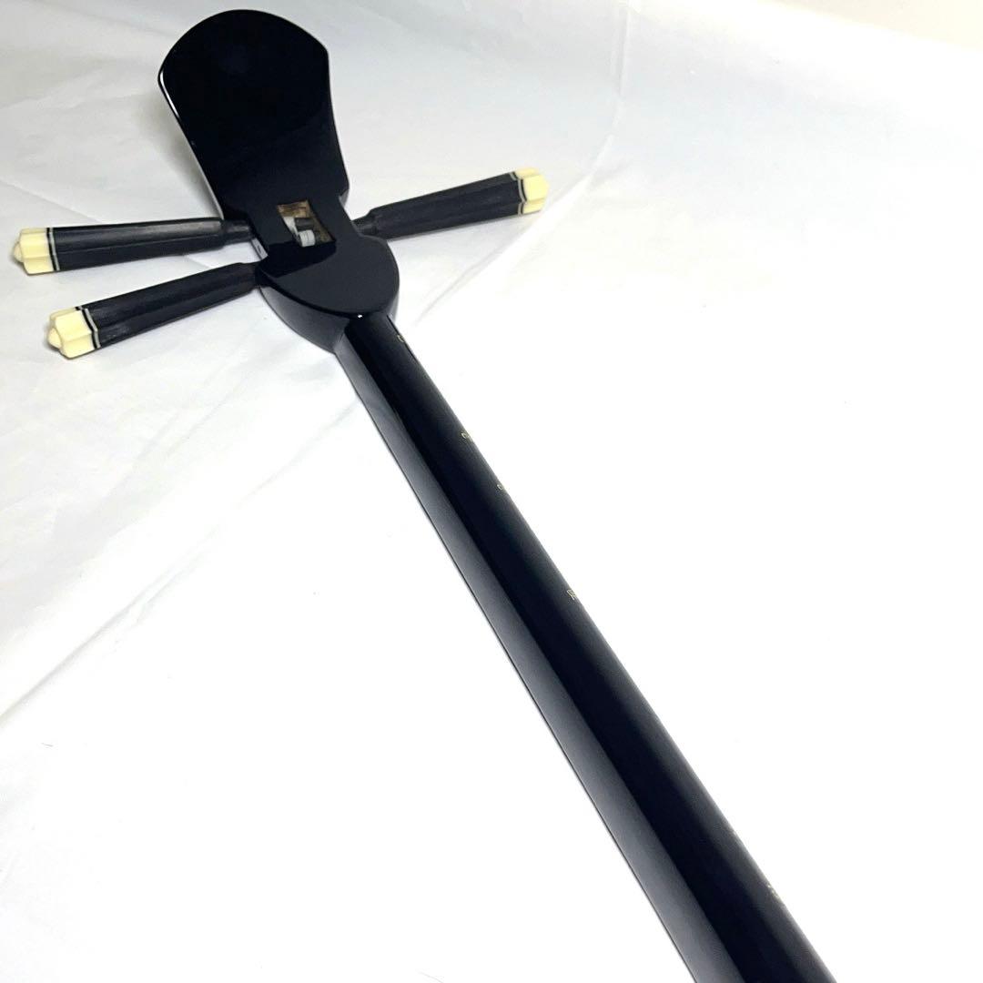 【美品】沖縄三線 蛇皮 民謡楽器 民謡 和楽器 三線 ケース付