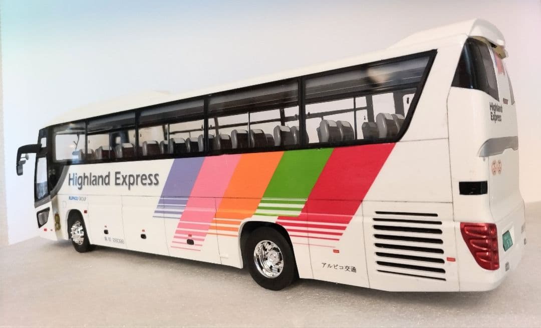 1/32 アルピコ交通 貸切バス(いすゞガーラSHD)素人組立品