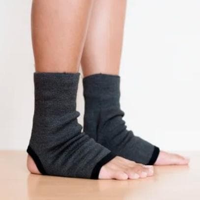 めくれるミッフィーのカシャカシャ布おもちゃ：縦15㎝×横15㎝×厚み5mm程