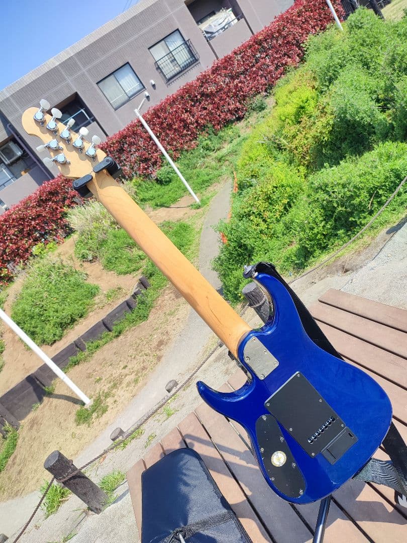 Sterling JP157 ジョン・ペトルーシモデル　7弦ギター動画あり