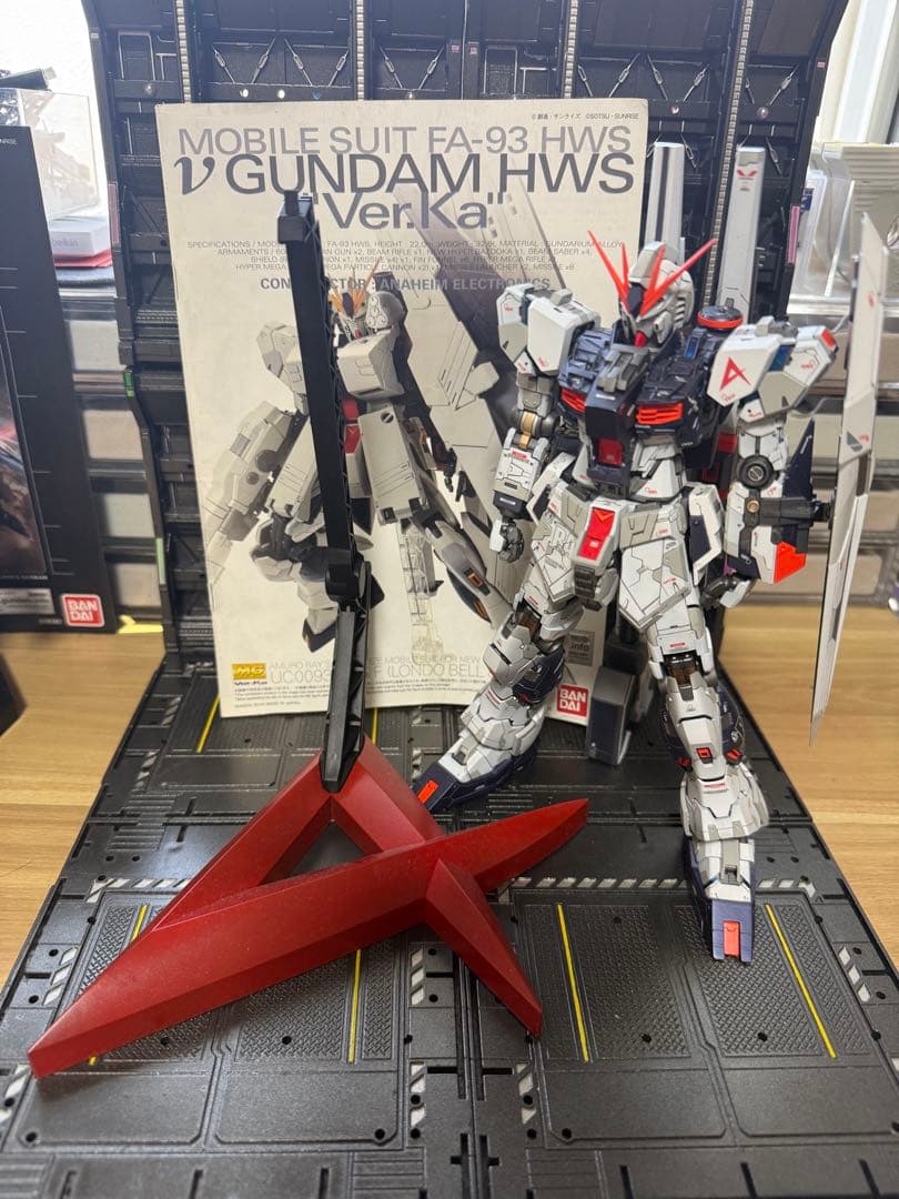 ジュン様へMG νガンダム　HWS 完成品