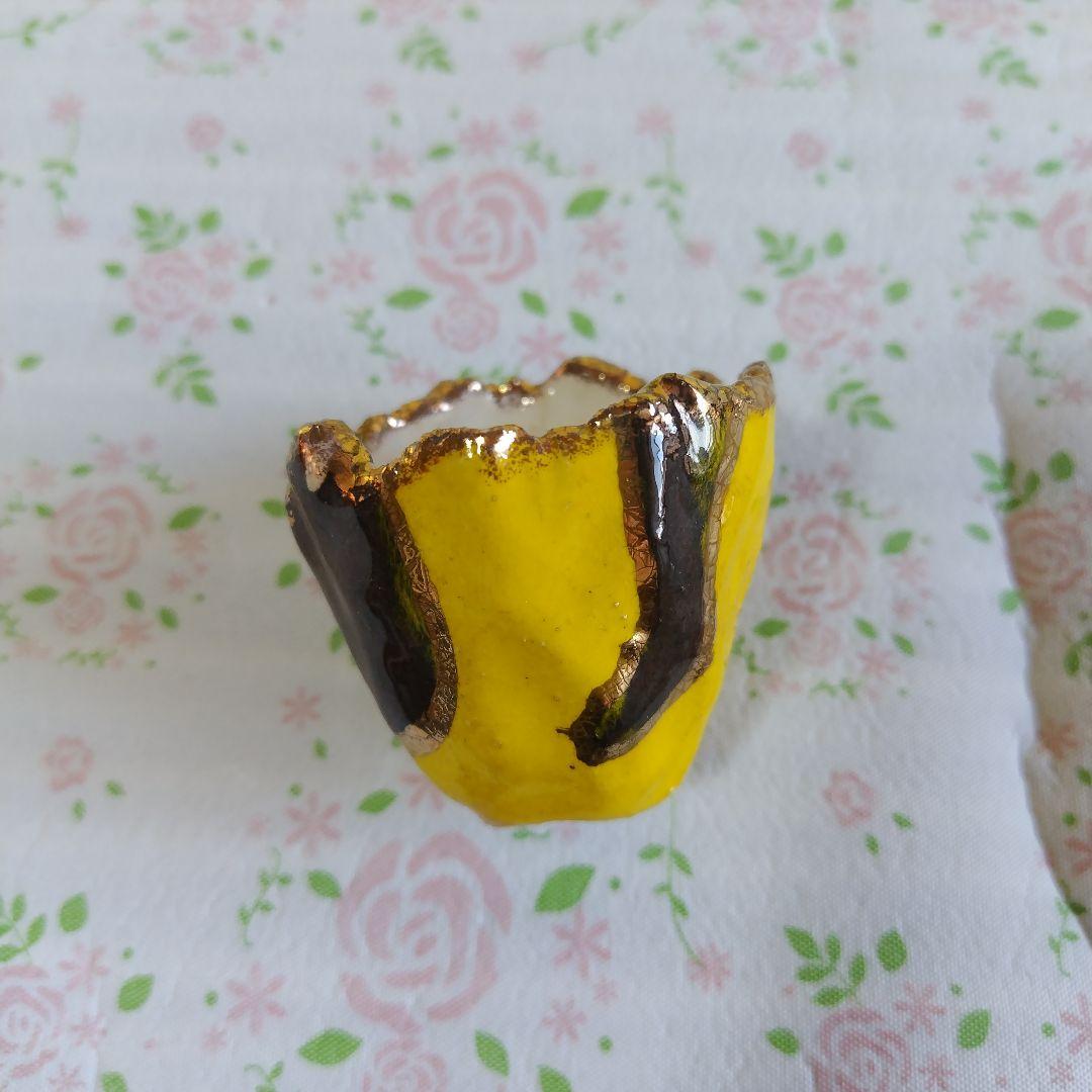 【希少】高鶴元　おちょこ　ぐい呑み　盃　湯呑み　鑑賞用　陶器　金色縁　　レトロ