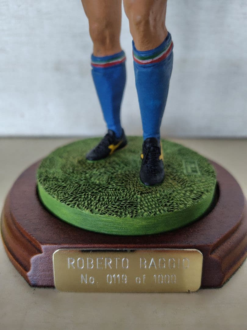 ロベルト・バッジョ フィギュア 10番 限定版