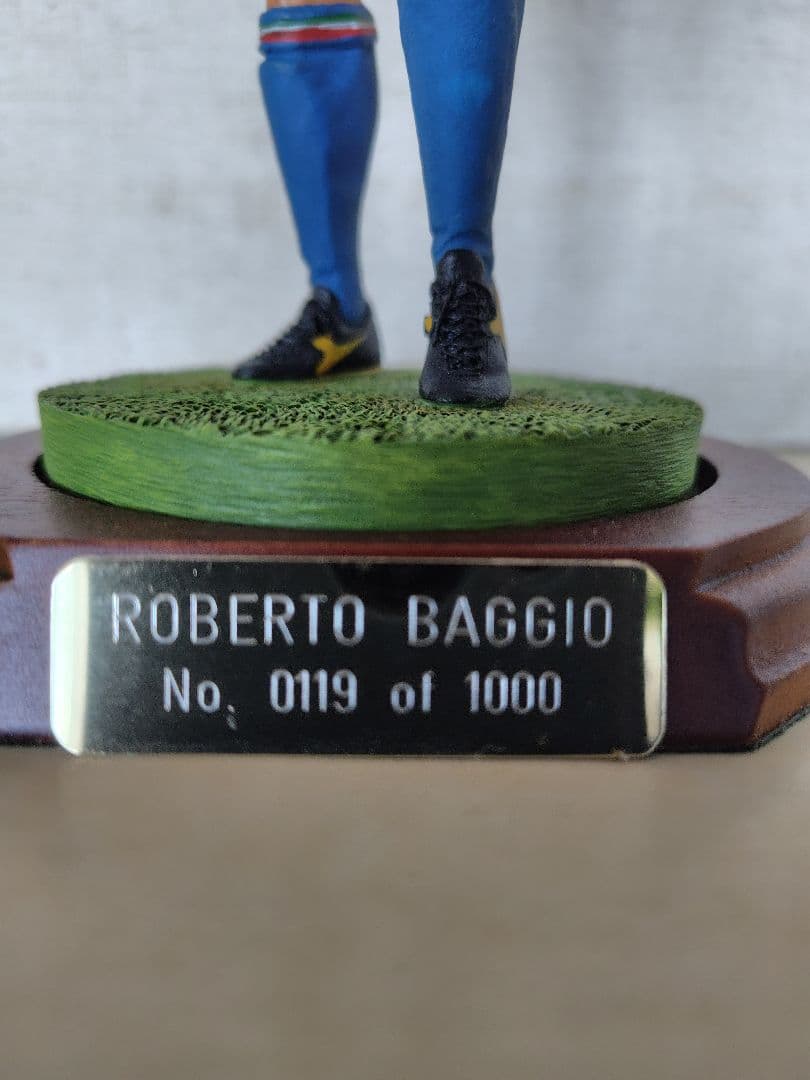 ロベルト・バッジョ フィギュア 10番 限定版