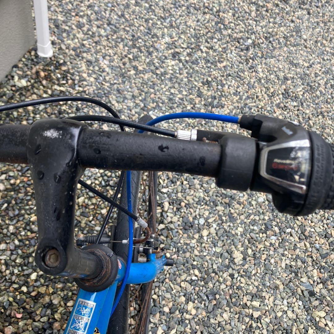 引取り限定　福岡　クロスバイク　700cc 27インチ　鮮やかなブルー　通勤通学