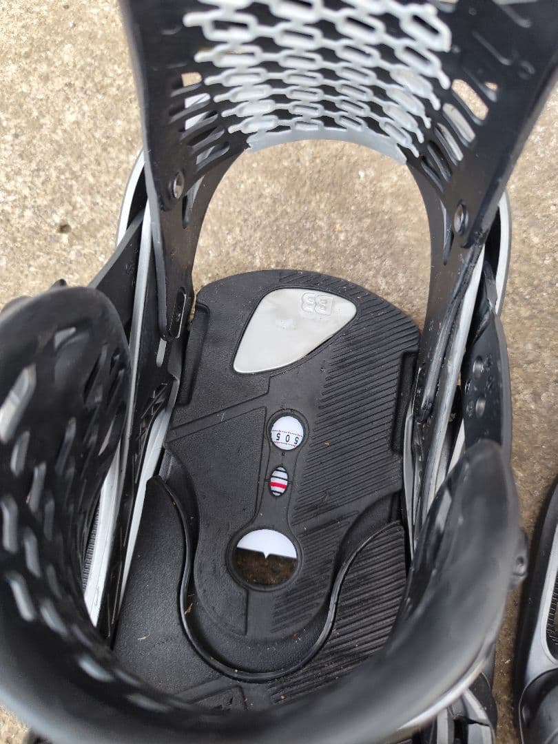 Burton Genesis EST Мサイズ　ビンディング ブラック