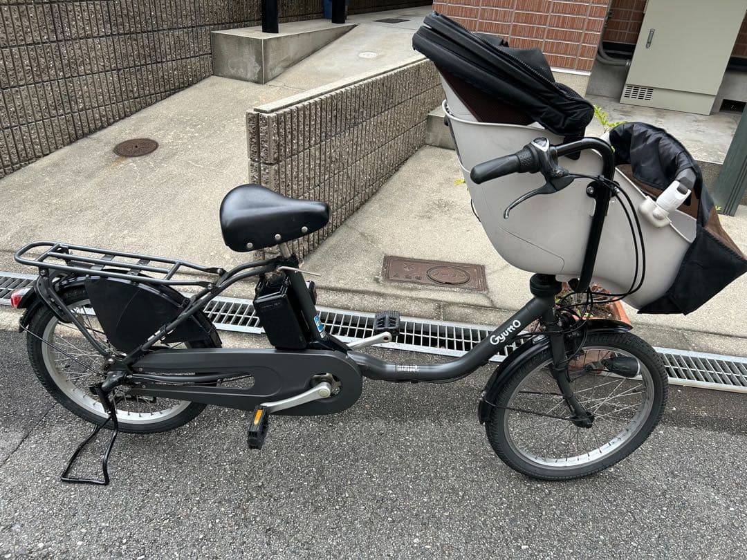 パナソニック　ギュット・クルーム
20インチ内装3段ギア大容量バッテリー16Ah