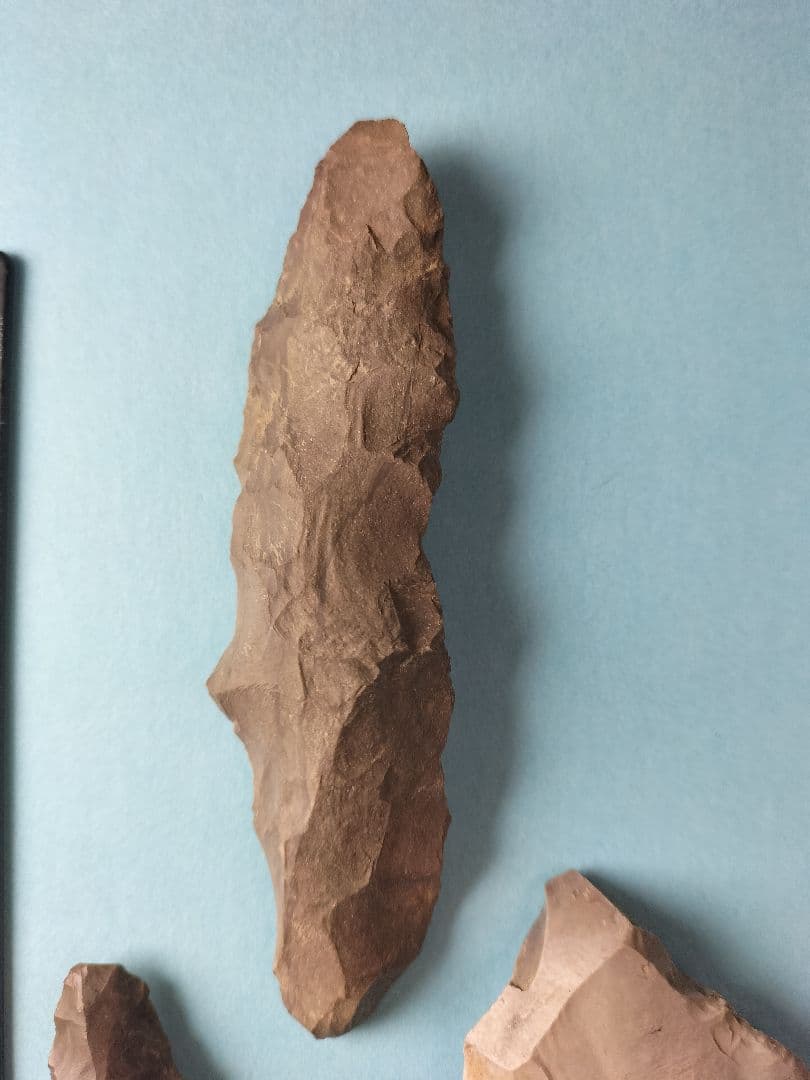 石器セット (出土品) 異型型石器？石銛、石槍、石匙  硬質頁岩含む 3点です。