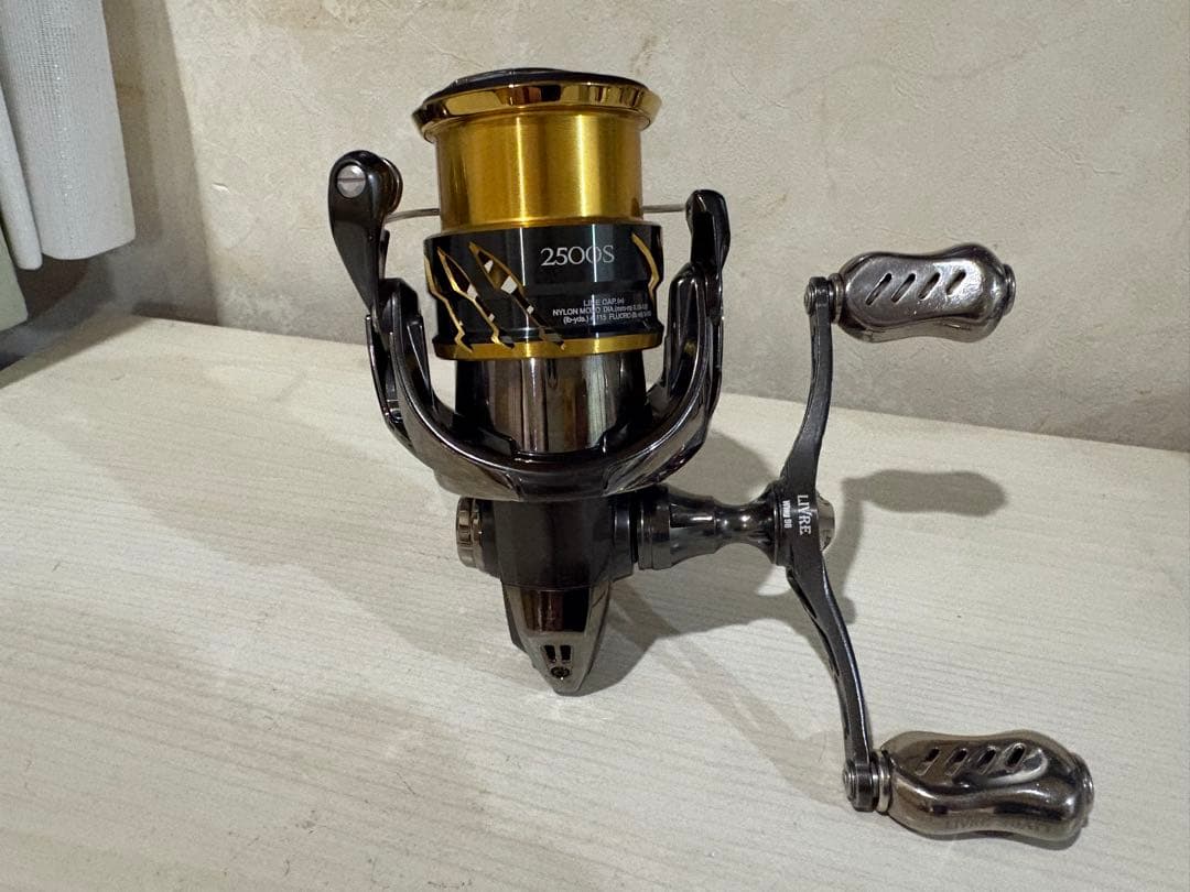 ★☆シマノ 20ツインパワー 2500S リブレ　カスタム　美品