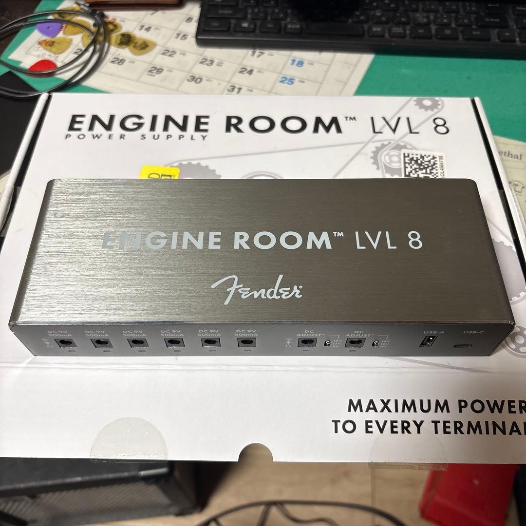 Fender ENGINE ROOM LVL 8 パワーサプライ
