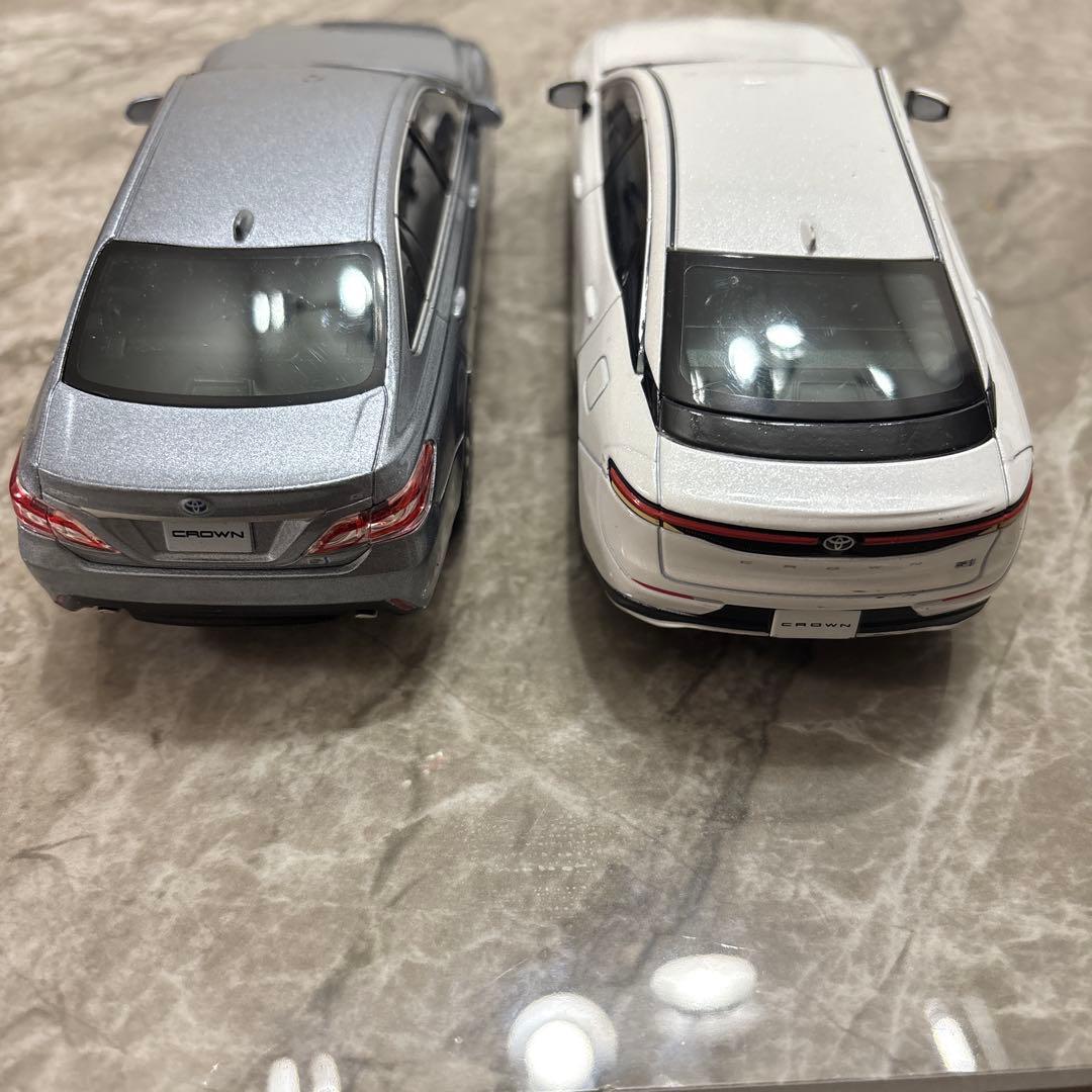 TOYOTAクラウン　ホワイト・シルバー ミニカー非売品