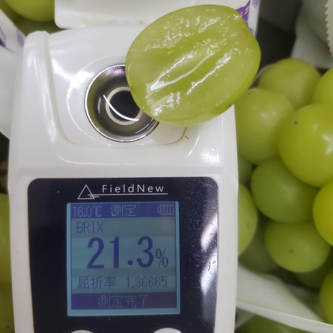 1⃣ 山梨県産 シャインマスカット １２房入り 箱込み5.3キロ