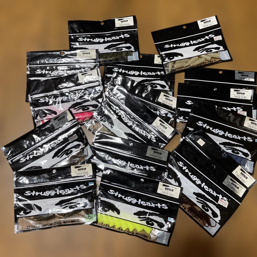 ストラッグルアーツナパーム未開封16パックデプス