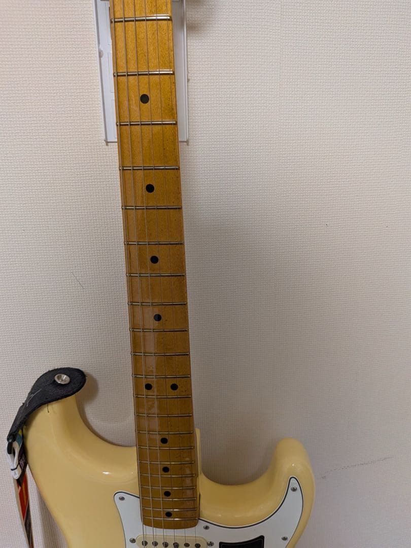 Fender Vintera II 70s Stratocaster 白ホワイト