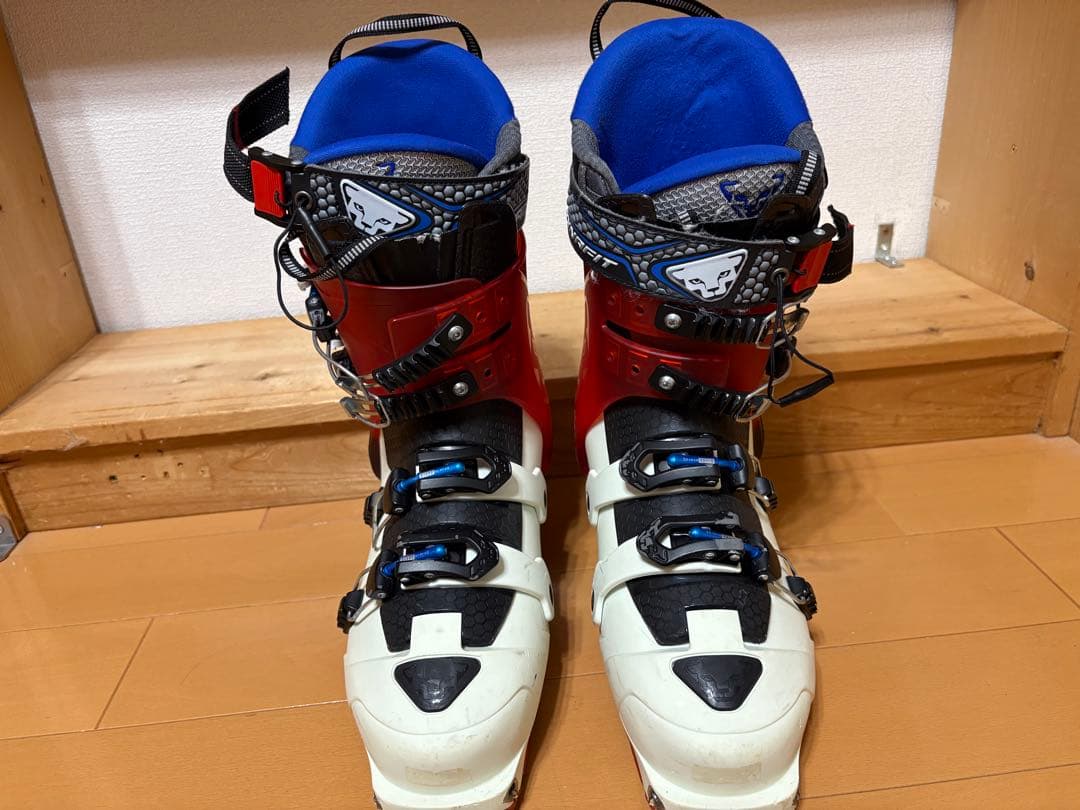 ディナフィット　Radical 28〜28.5cm バックカントリースキーブーツ