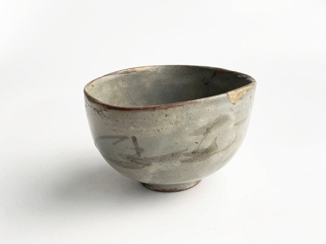 骨董　アンティーク　古唐津　絵唐津　茶碗　金継ぎ直し　金繕い　古美術　古陶磁