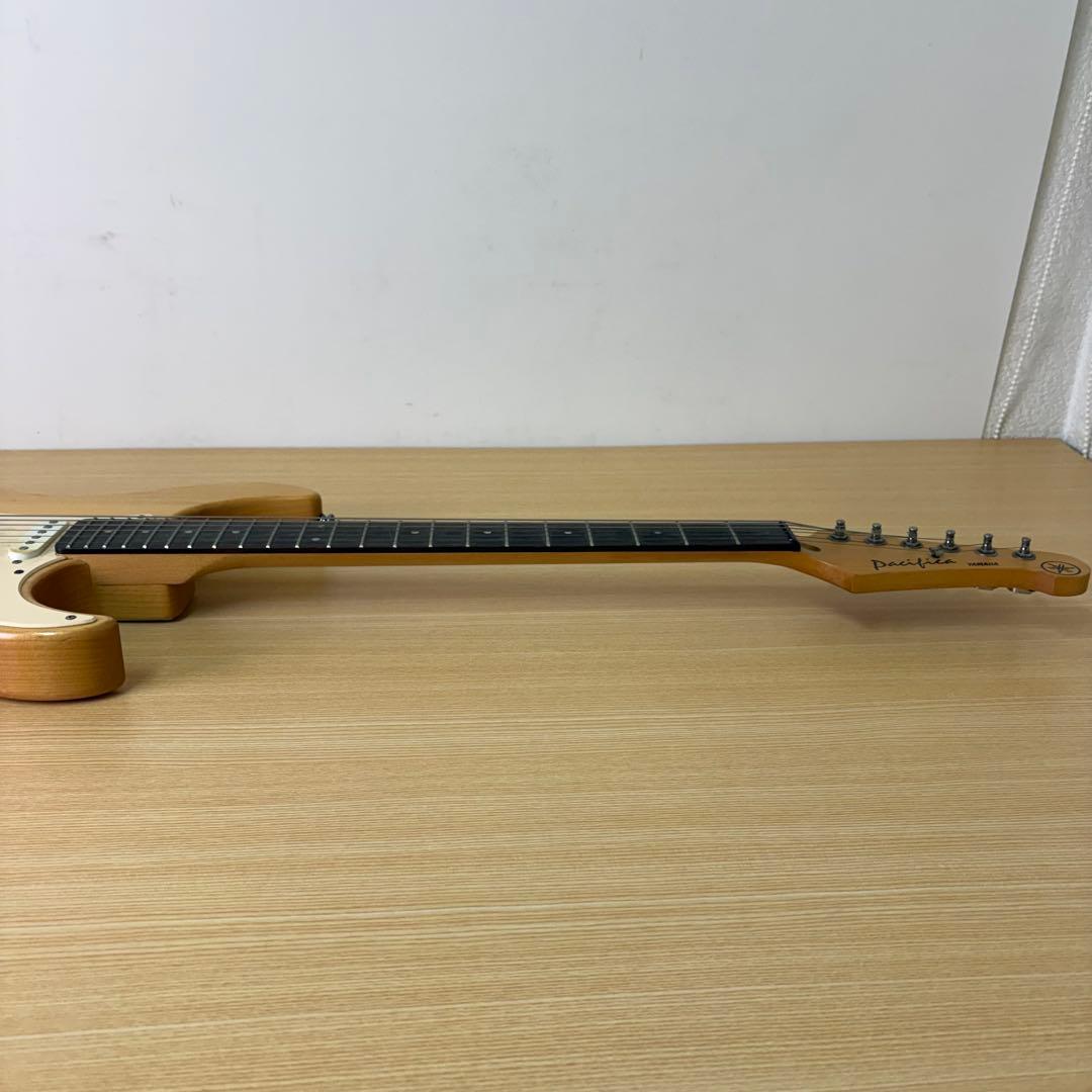 YAMAHA Pacifica 112 エレキギター