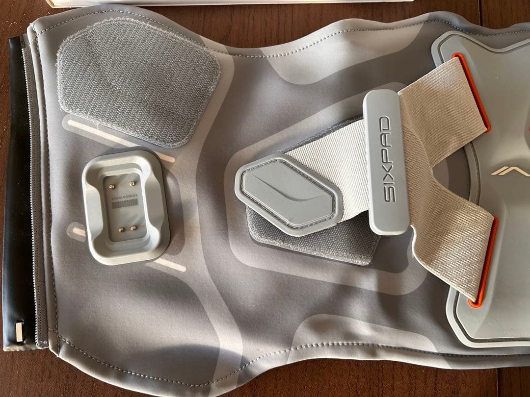 【ほぼ未使用】SIXPAD Medical Core ｜正規品・コントローラー付