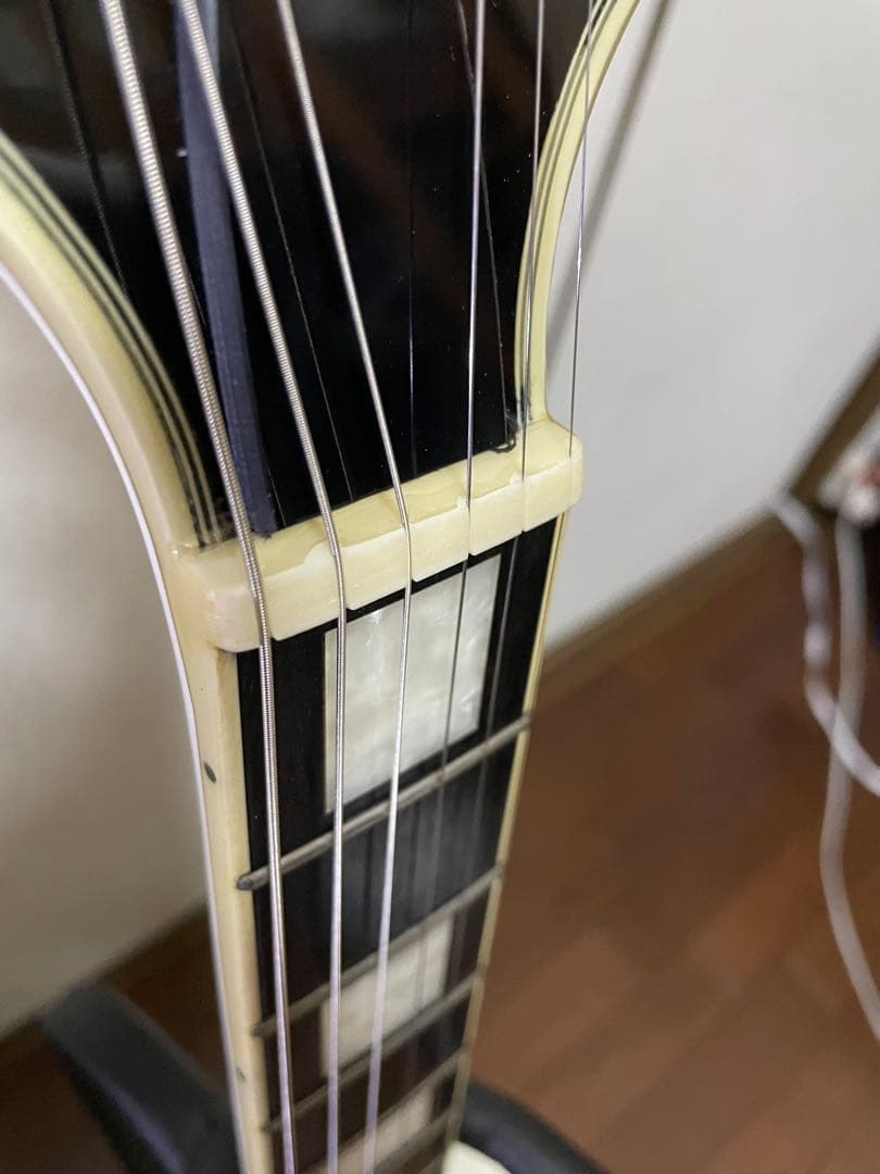 Grass Roots エレキギター　レスポール　白　型番:GC2240559