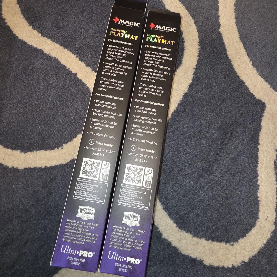 ウルトラプロ　mtg プレイマット　旅するチョコボ　ホロFOIL