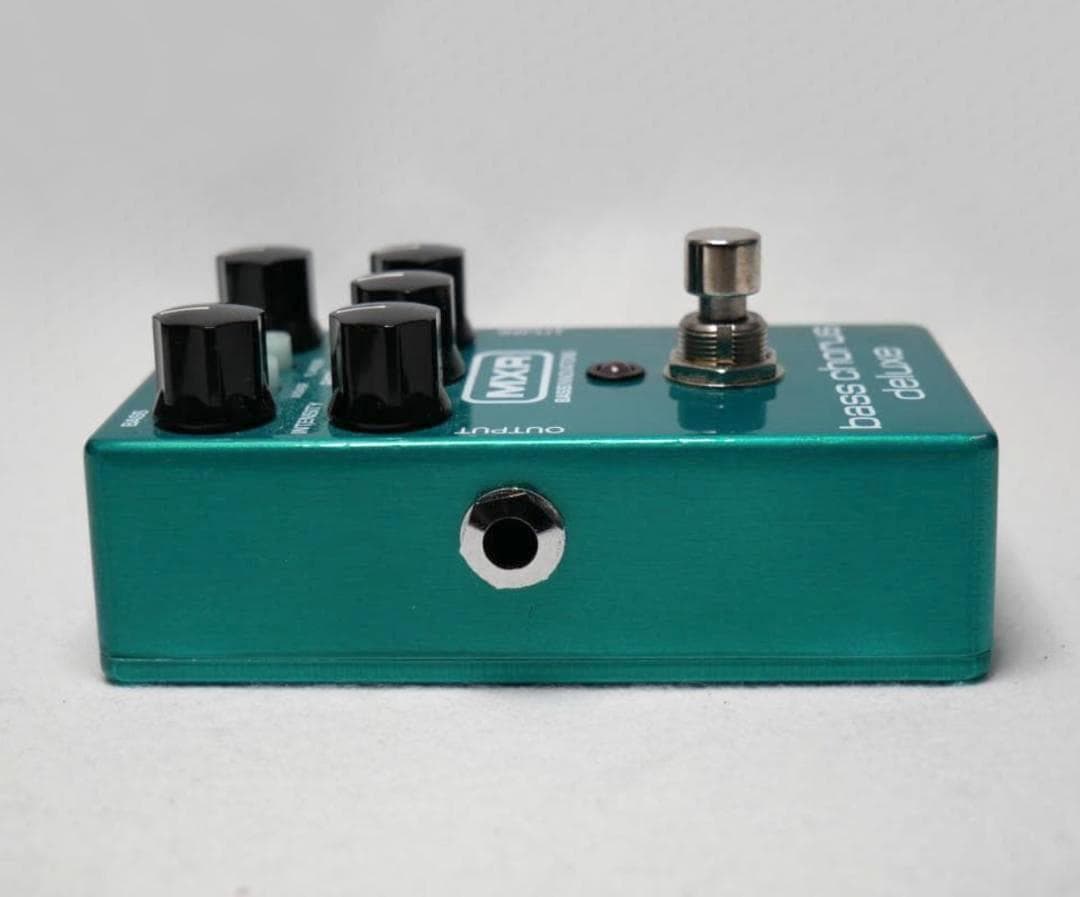 超美品 MXR M83 Bass Chorus Deluxe