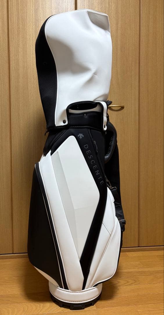 DESCENTE キャディバッグ ホワイト ブラック　レディース