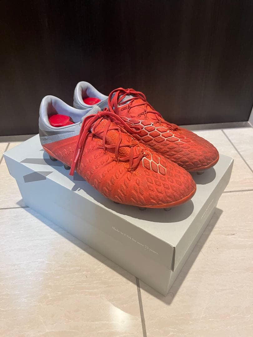 【激レア】ナイキ　ハイパーヴェノム　AG