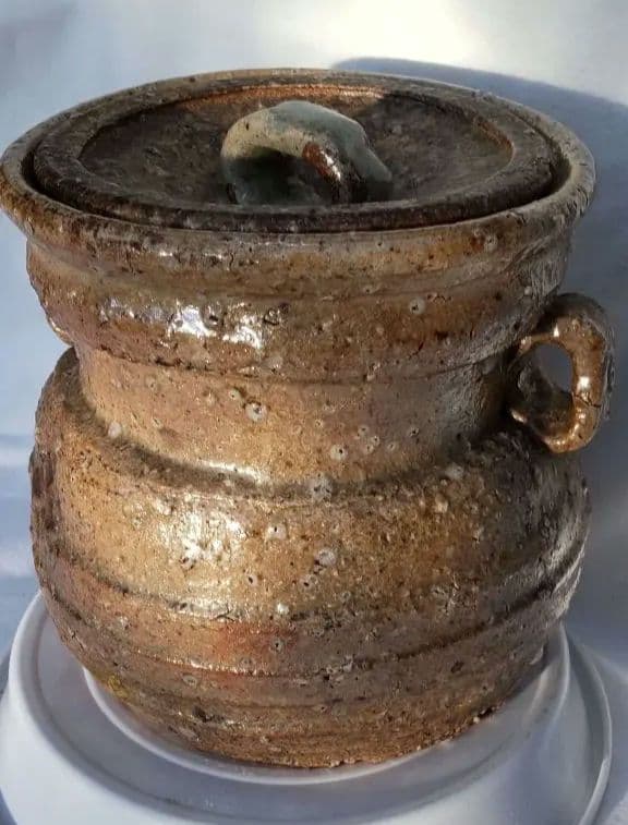 茶道具水差し信楽かと思います。