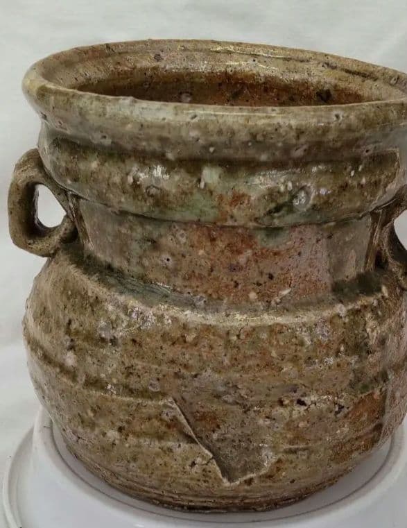 茶道具水差し信楽かと思います。