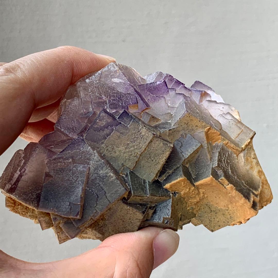 新着！スーパーキュートなフローライト原石U/鉱物標本