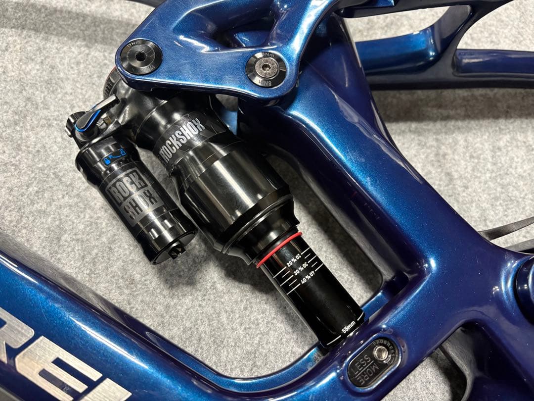 TREK Fuel EX Carbon Gen6フレーム SET