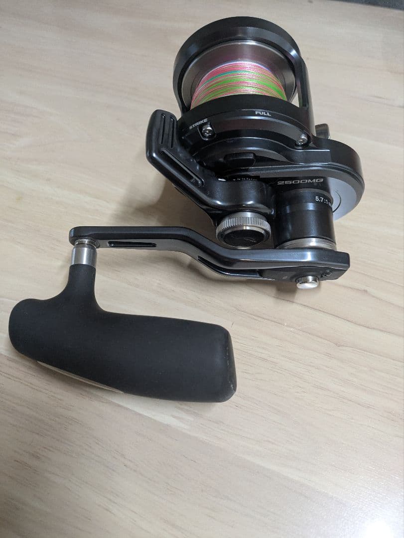 リール OCEA JIGGER LD 2500MG