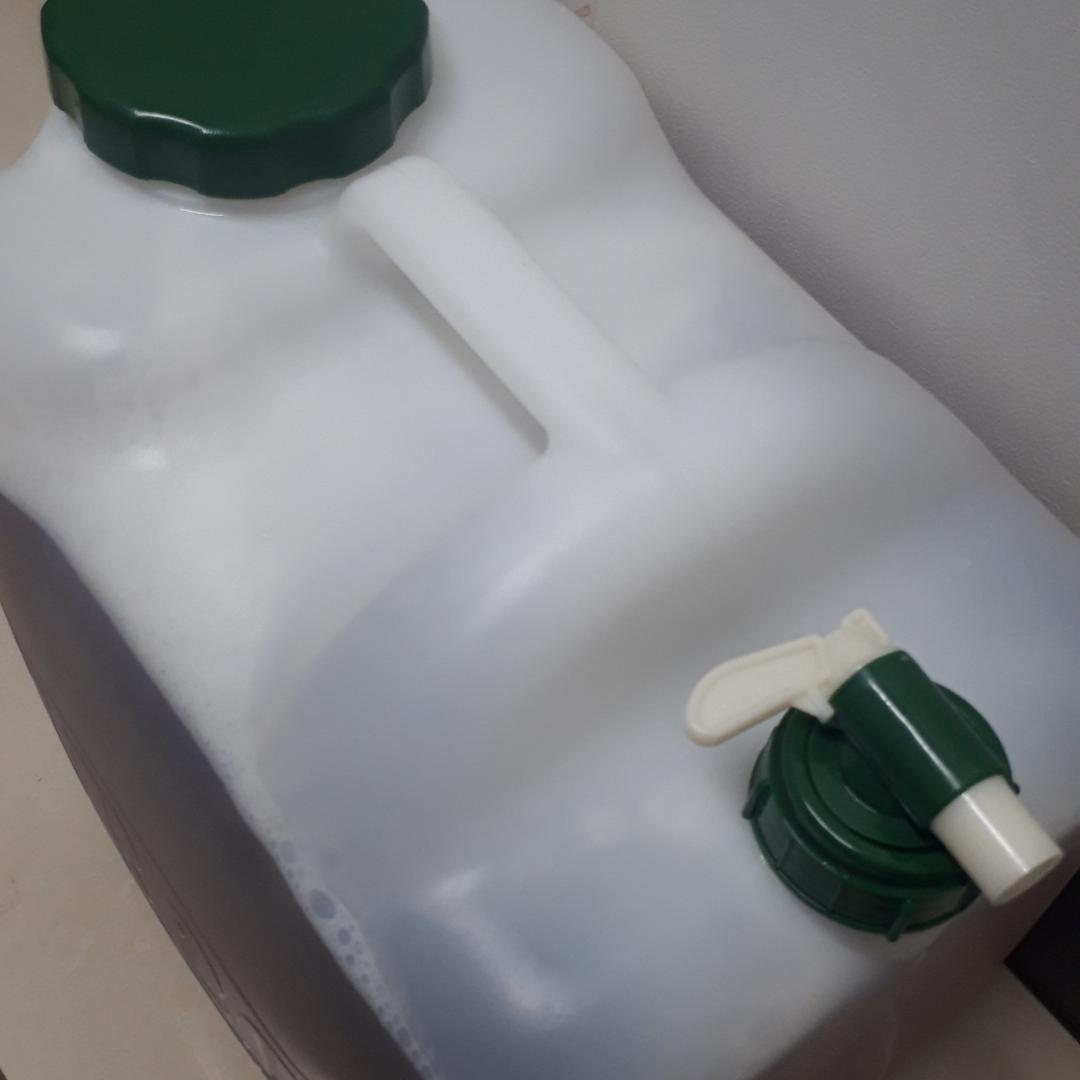 即購入OK☆　EM入り日本ミツバチ蜂蜜入り　無添加石鹸水　ミントの香り　23ｋｇ