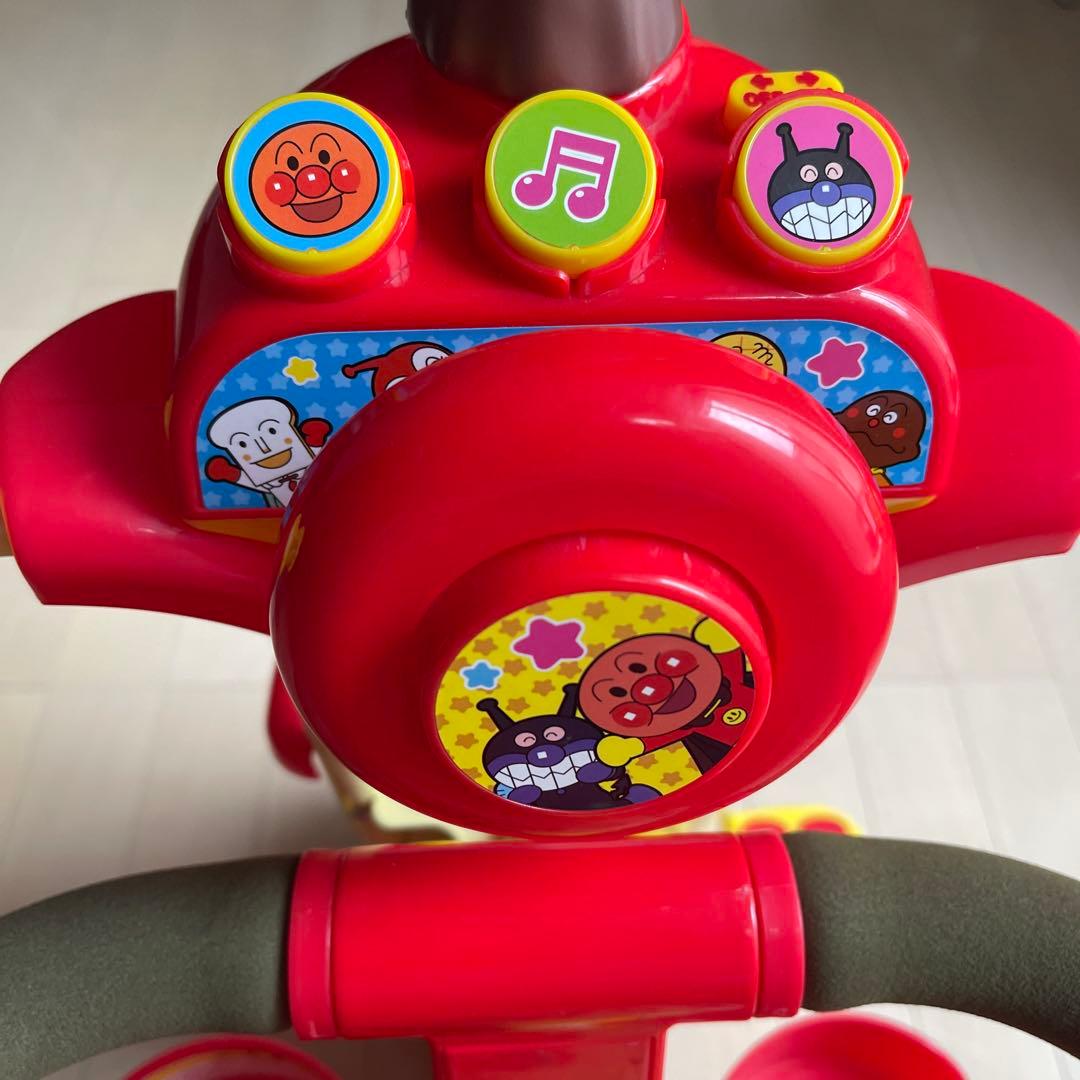 【美品】送料込み アンパンマン デラックスII レッド三輪車