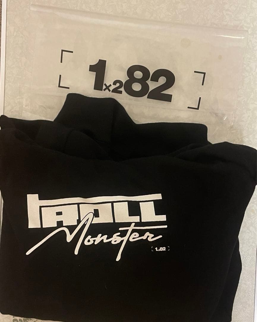 ぐちつぼ　1182 BLACK　M パーカー