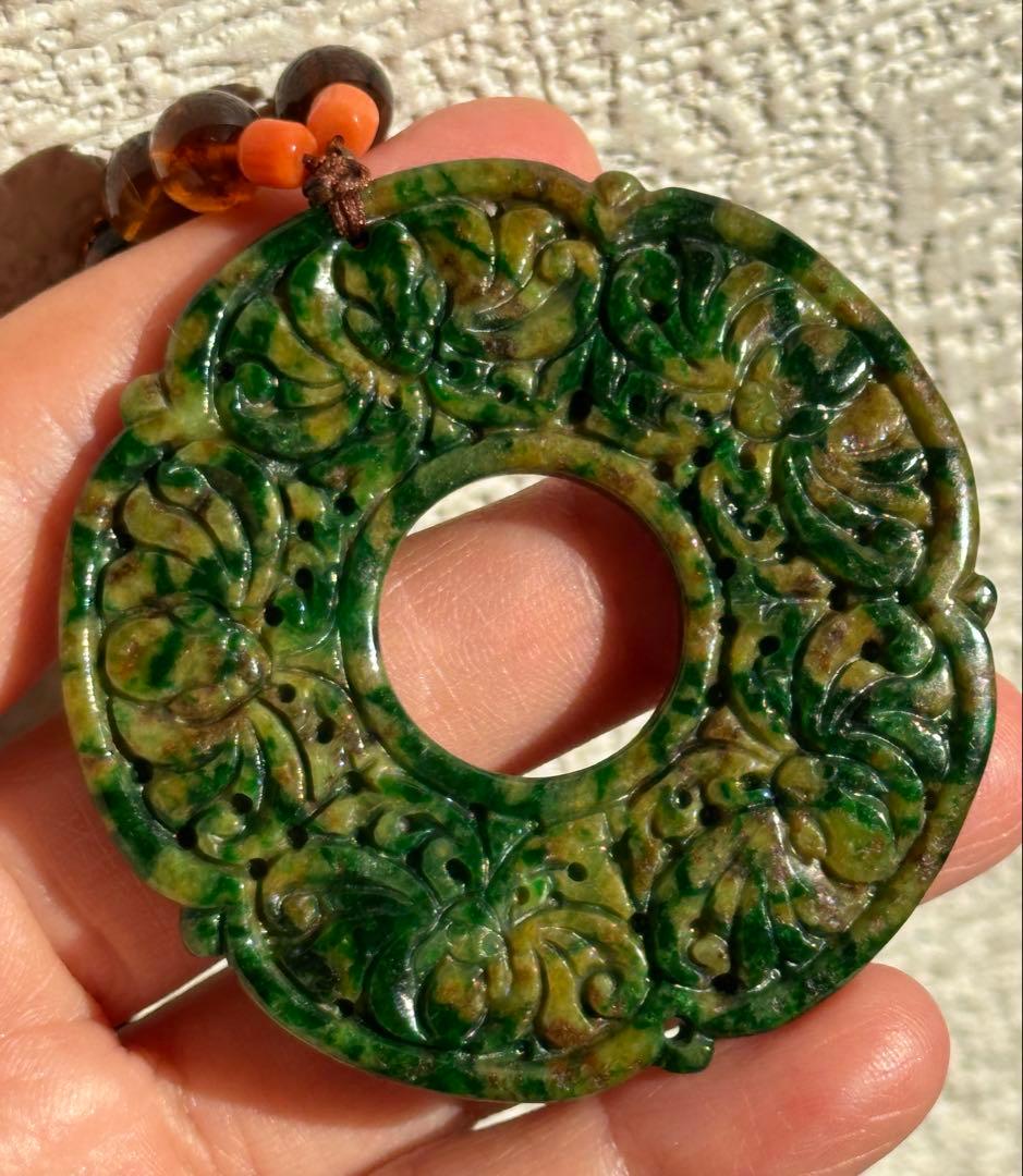 翡翠　花青種(黄＋緑)　ビンテージ　お花　玉璧　別格　【A貨　未処理】